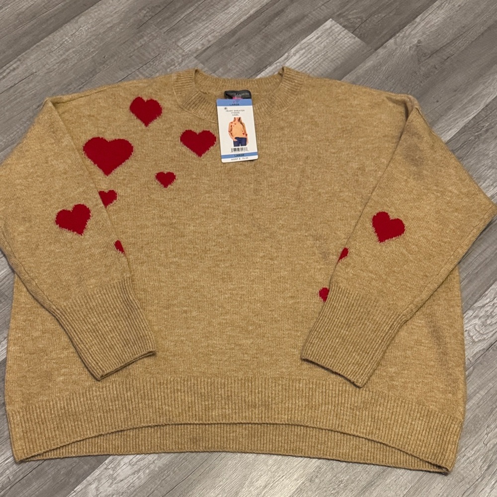 Vince Camuto Camel Crewneck Sweater with Red Heart